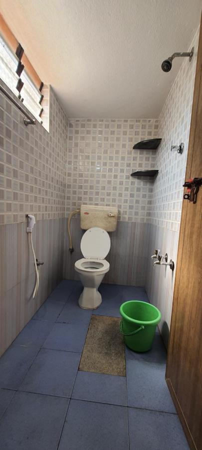 אודופי Hi5 Holiday Apartments מראה חיצוני תמונה
