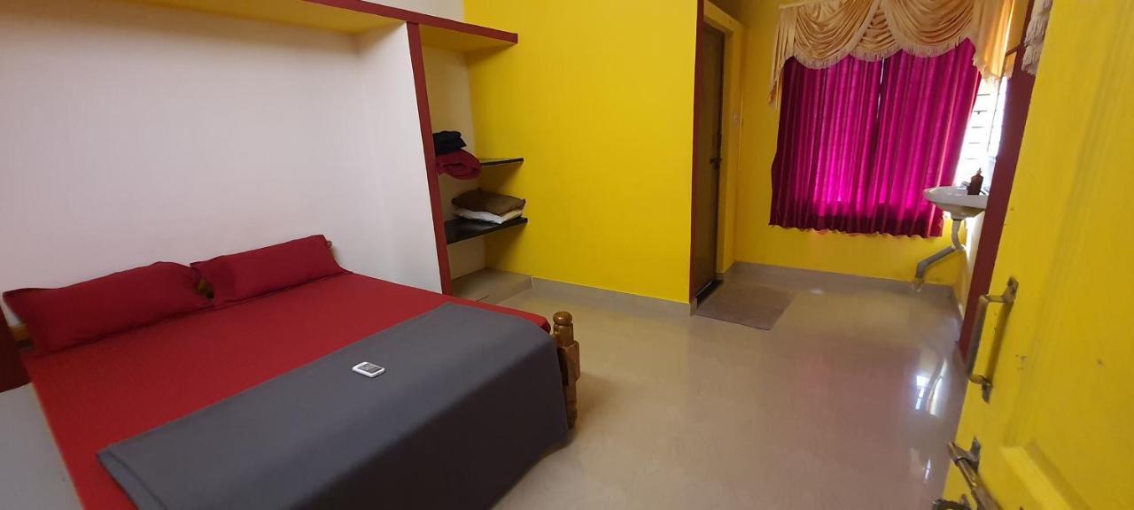 אודופי Hi5 Holiday Apartments מראה חיצוני תמונה